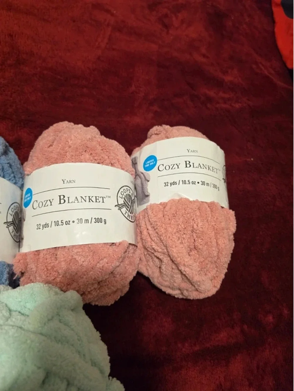 Yarn - Cozy Blanket Set of 5
